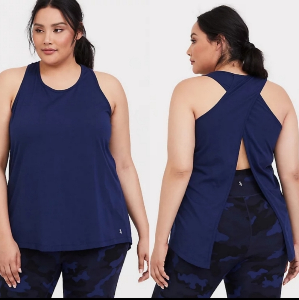 Torrid active Navy split back tank top size 3x